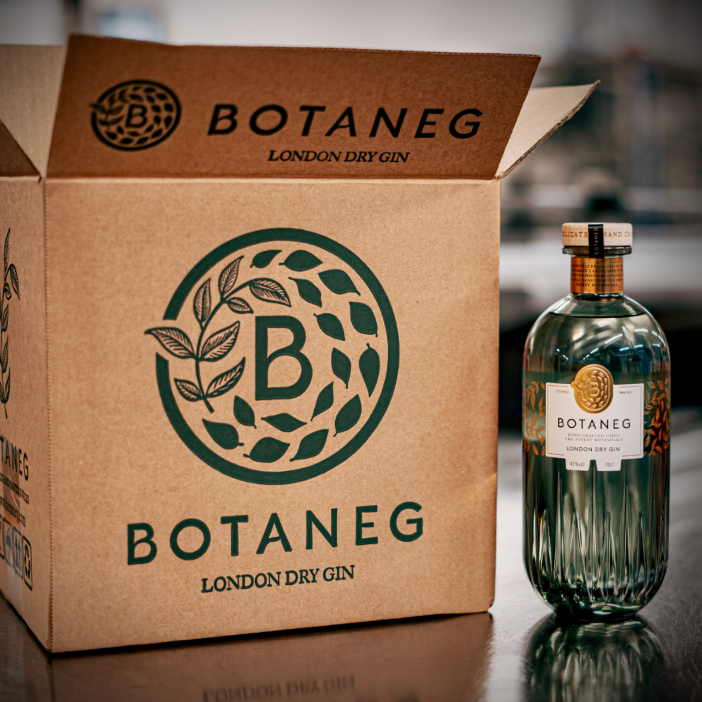 Case of Botaneg London Dry Gin (6 Bottles)